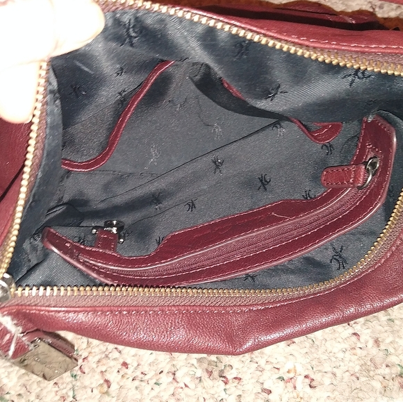 Cute Kenneth Cole purse - Picture 4 of 8